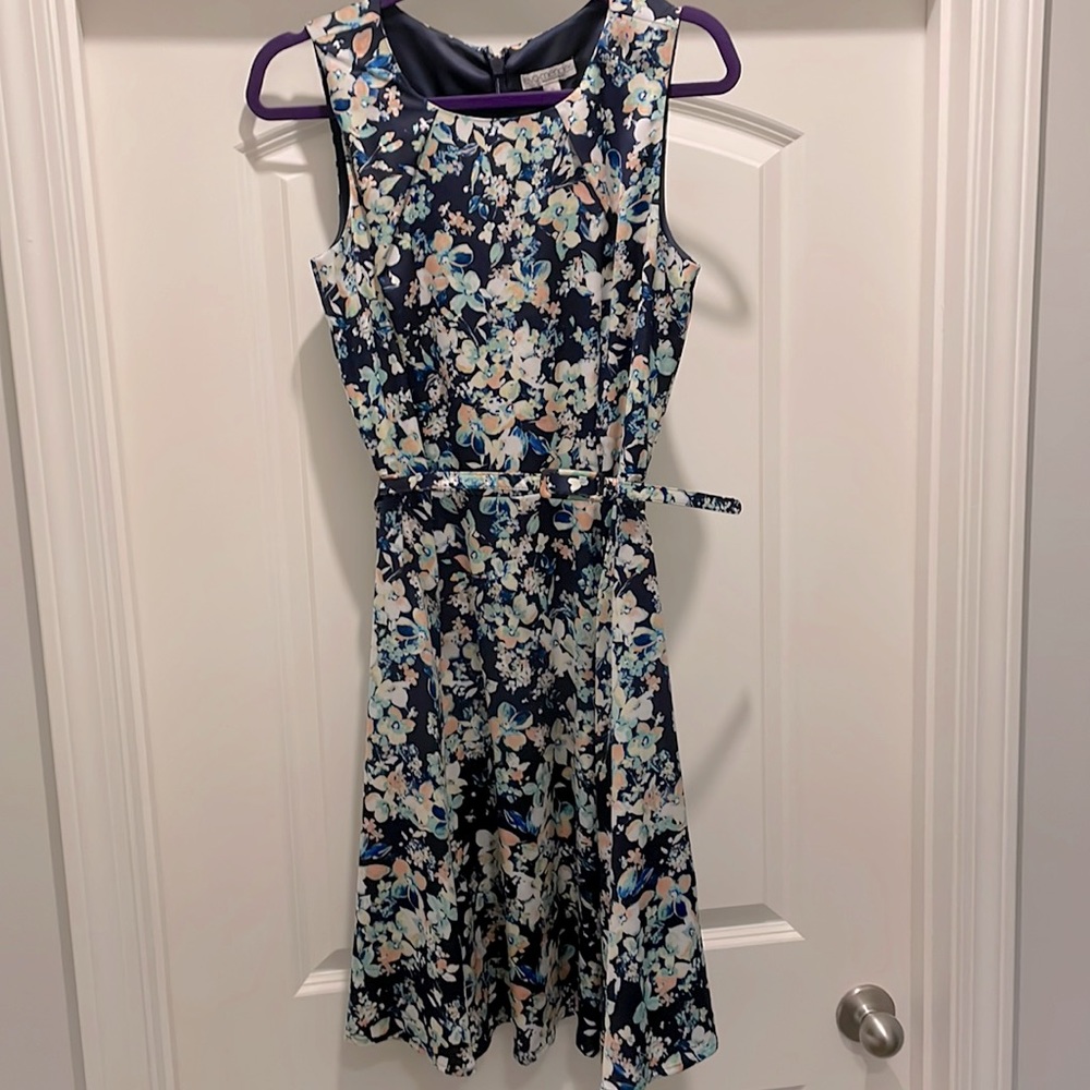 Floral sleeveless satin belted dress